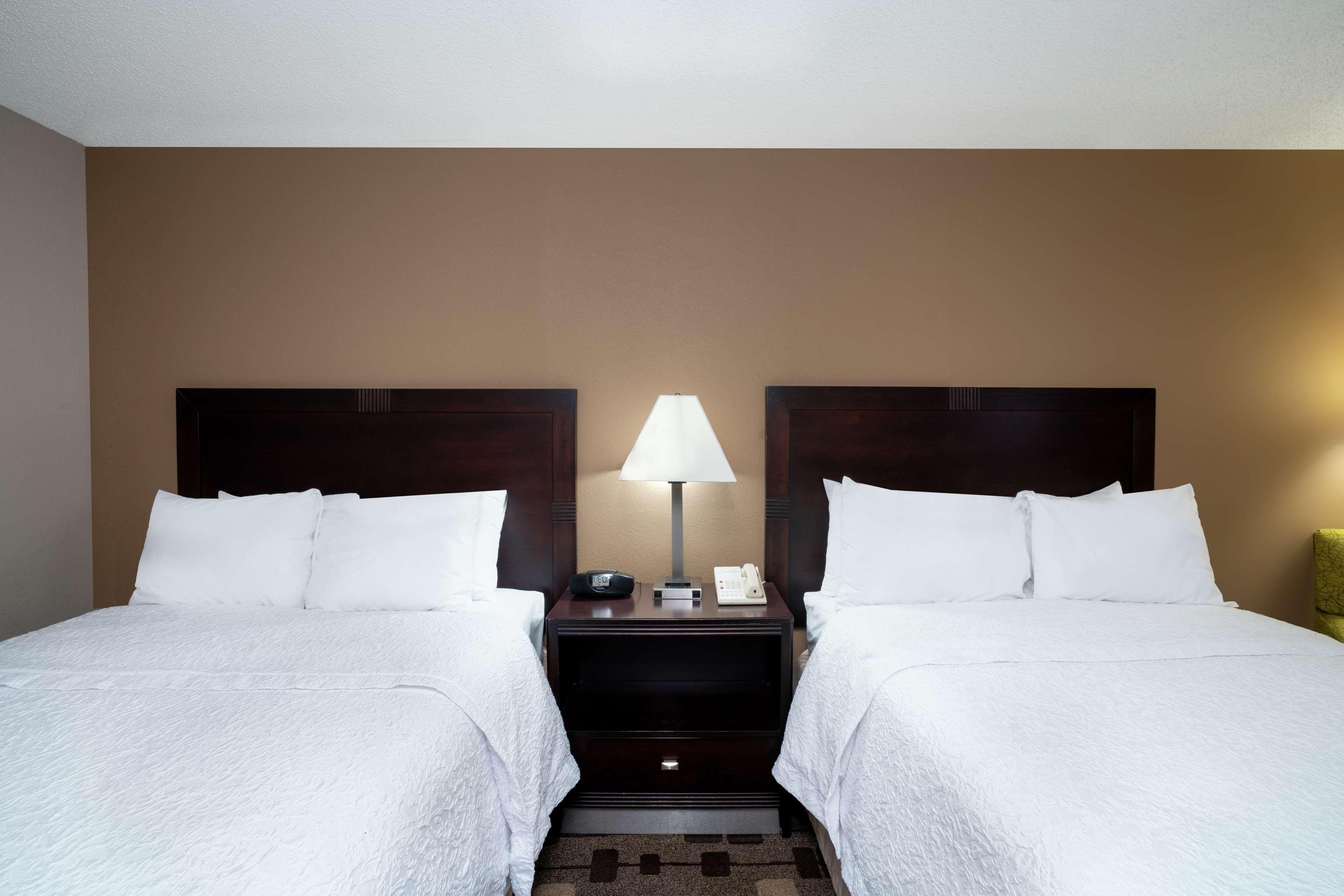 Hampton Inn Dublin Newbern Exteriör bild
